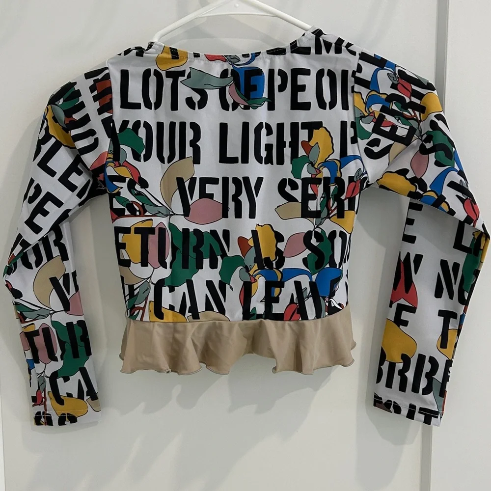 NWT Wolf & Rita Maria Jumper with all Around Frill & UV Protection |Size 10 - Picture 9 of 9